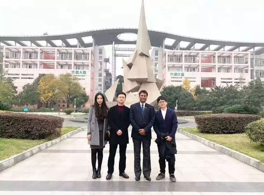 促进会携斯里兰卡锡兰建筑商协会副会长来我院考察并对接教育和航空合作