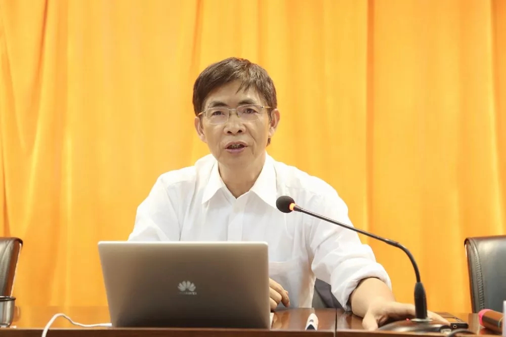 职教专家、世界技能大赛冠军进校园活动在我校圆满开展! 职教专家、世界技能大赛冠军进校园活动在我校圆满开展!