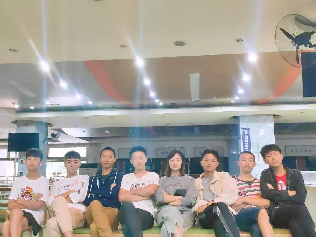 情暖中秋，我们在技师包饺子！