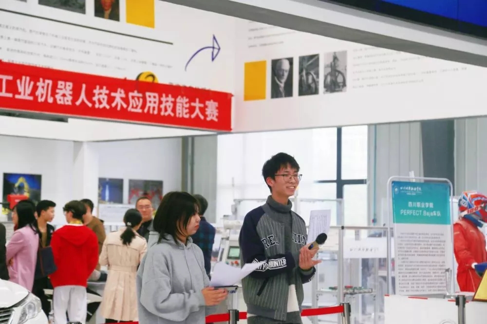汽车知识竞赛,精彩上演! 汽车知识竞赛,精彩上演!