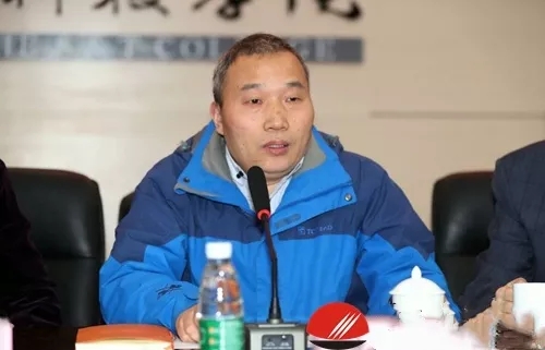 四川城市技师学院院长敬鸿彬应邀参加“民办高校教育信息化2.0建设创新联盟”成立筹备会