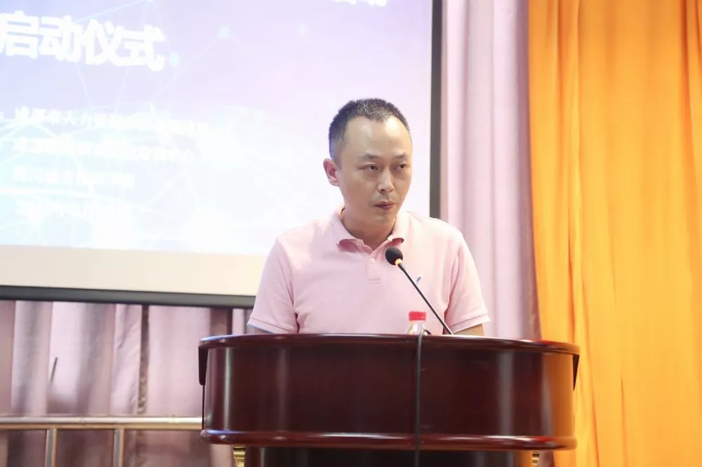 职教专家、世界技能大赛冠军进校园活动在我校圆满开展! 职教专家、世界技能大赛冠军进校园活动在我校圆满开展!